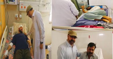 صوبائی صدر تحریکِ نفاذِ فقہِ جعفریہ سید غضنفر علی شاہ ایڈووکیٹ کی کوہاٹ پولیس لائن بم دھماکے کے زخمیوں کی عیادت